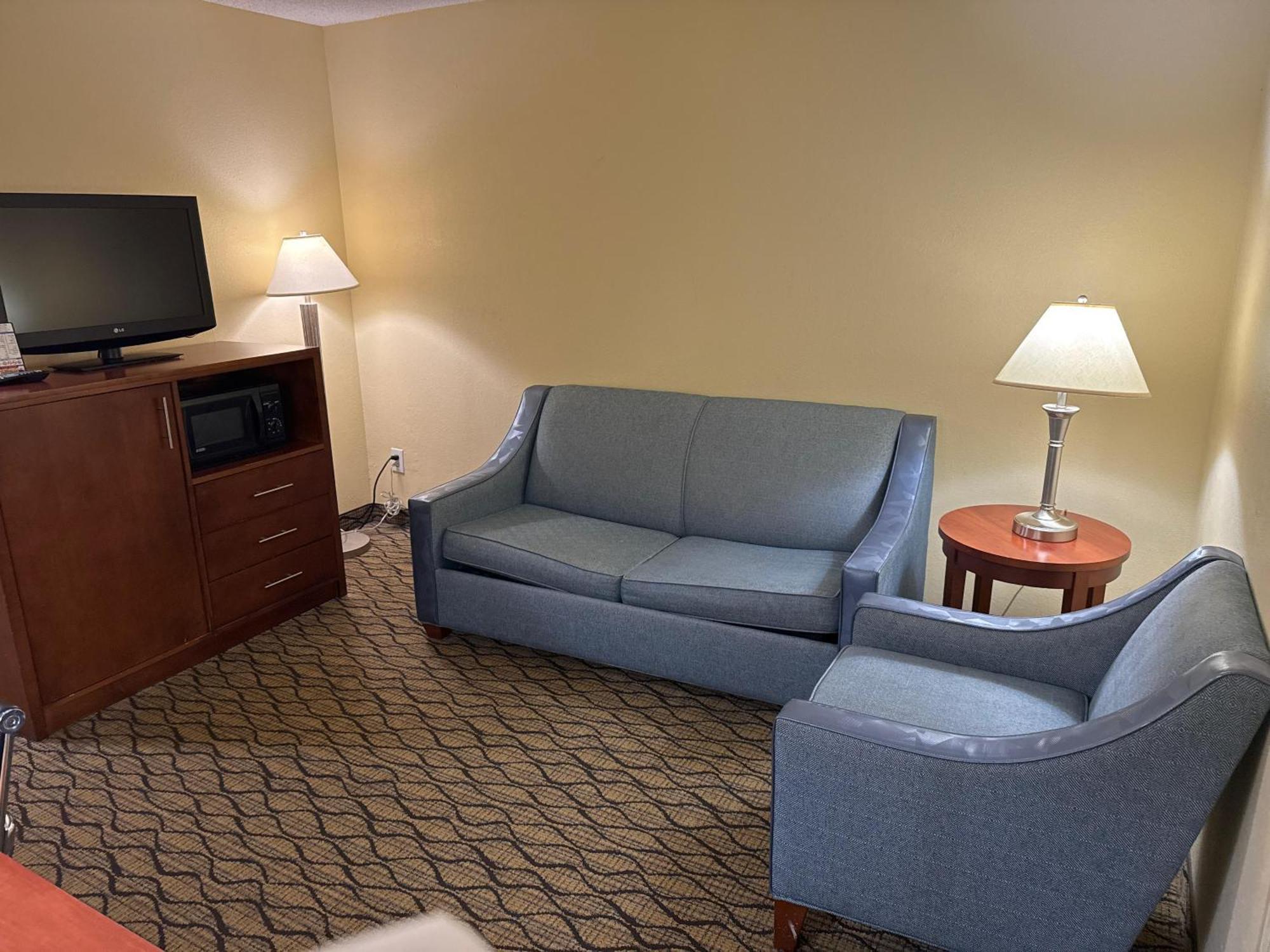 Baymont By Wyndham Mishawaka South Bend Area Hotel Exterior foto